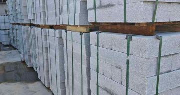 佛山芝麻白路牙石，路侧石