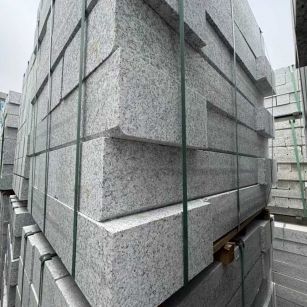 佛山芝麻白路牙石 马路牙子