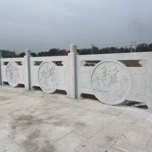 佛山芝麻白河道栏杆 石材栏杆