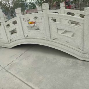 佛山芝麻白拱桥，石桥