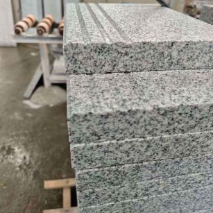 佛山芝麻白楼梯踏步