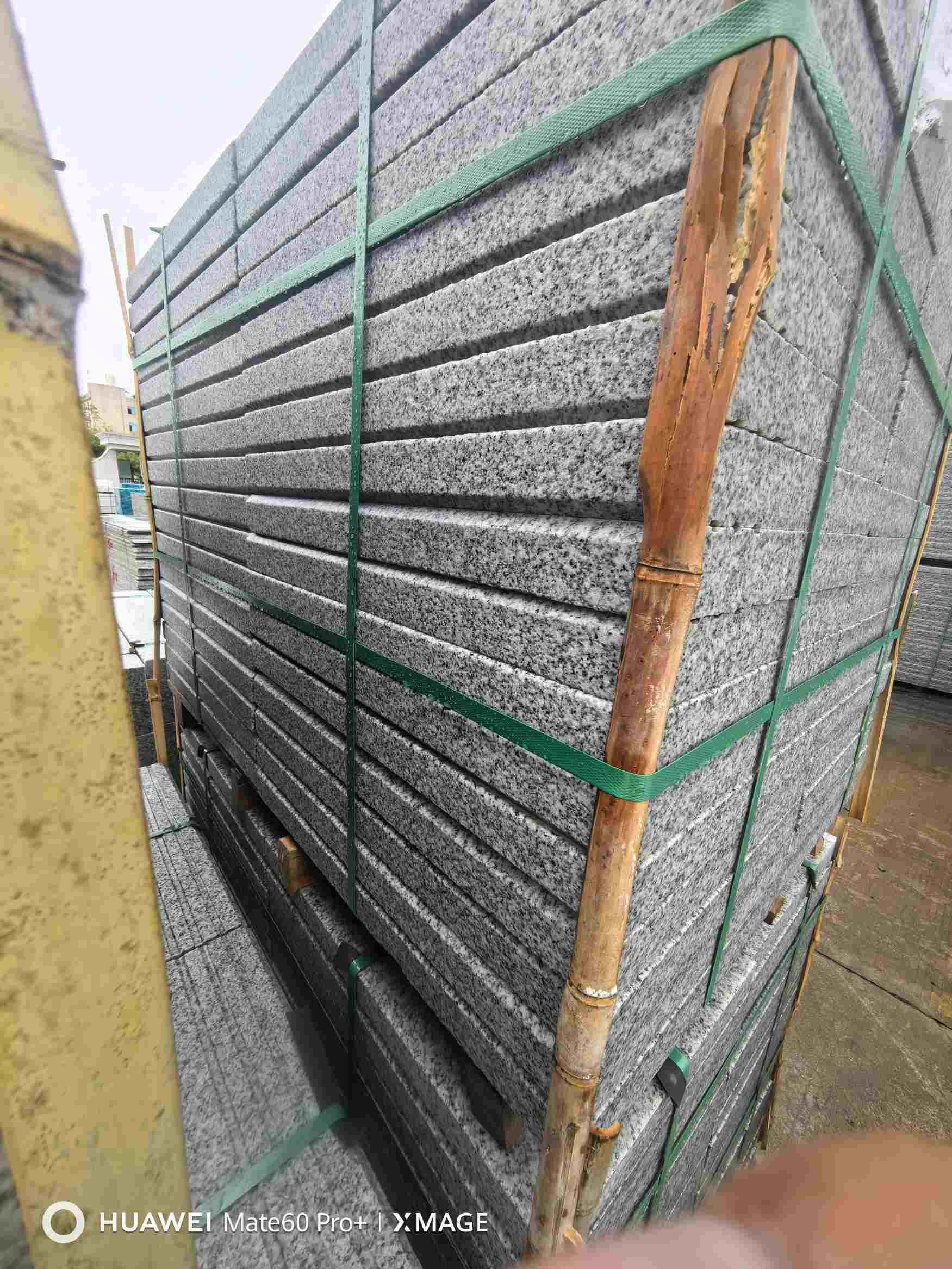 佛山芝麻白楼梯踏步室外