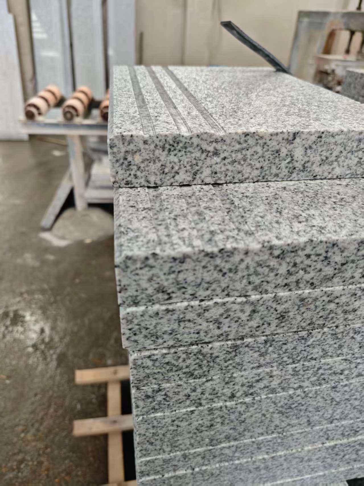 佛山芝麻白楼梯踏步