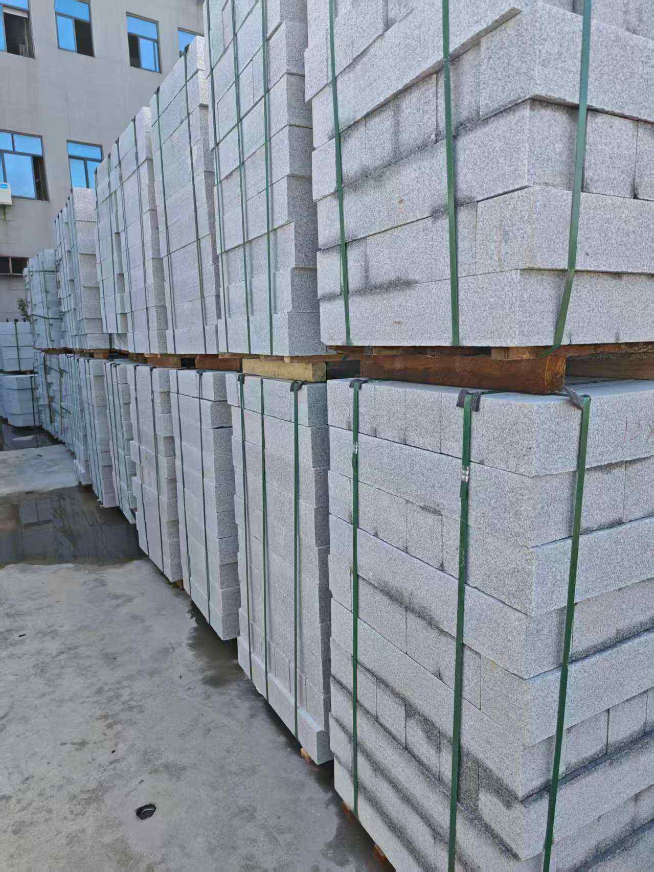 佛山芝麻白路牙石，路侧石