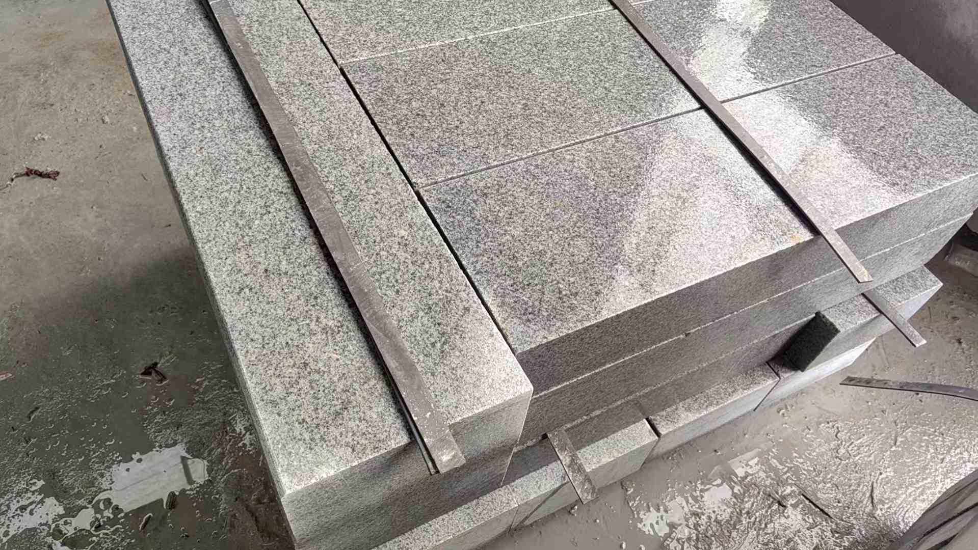 佛山芝麻灰 芝麻白 路牙石 路侧石 马路牙子